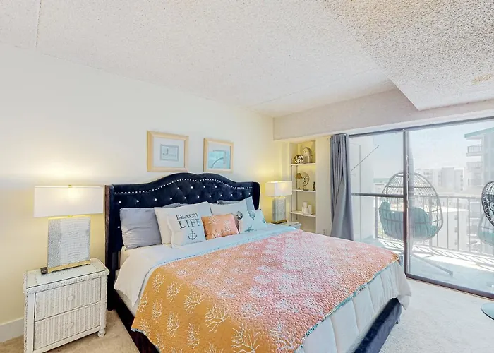 Hotel Bluewater East 702 N *