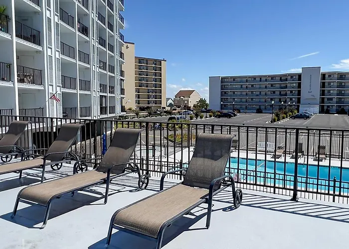 Hotel Bluewater East 702 N *