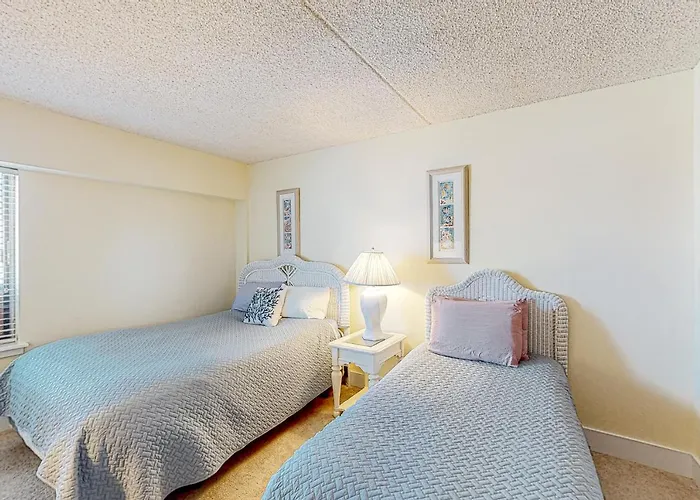 Hotel Bluewater East 702 N Ocean City